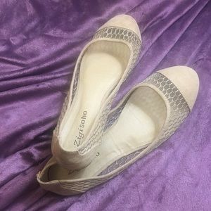 Zigi Soho Tan Flats